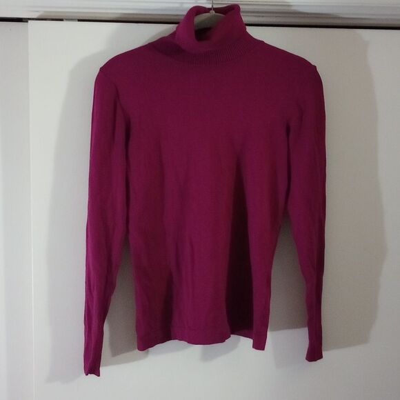 🆕💜August Silk Purple Turtleneck Sweater - Picture 1 of 4